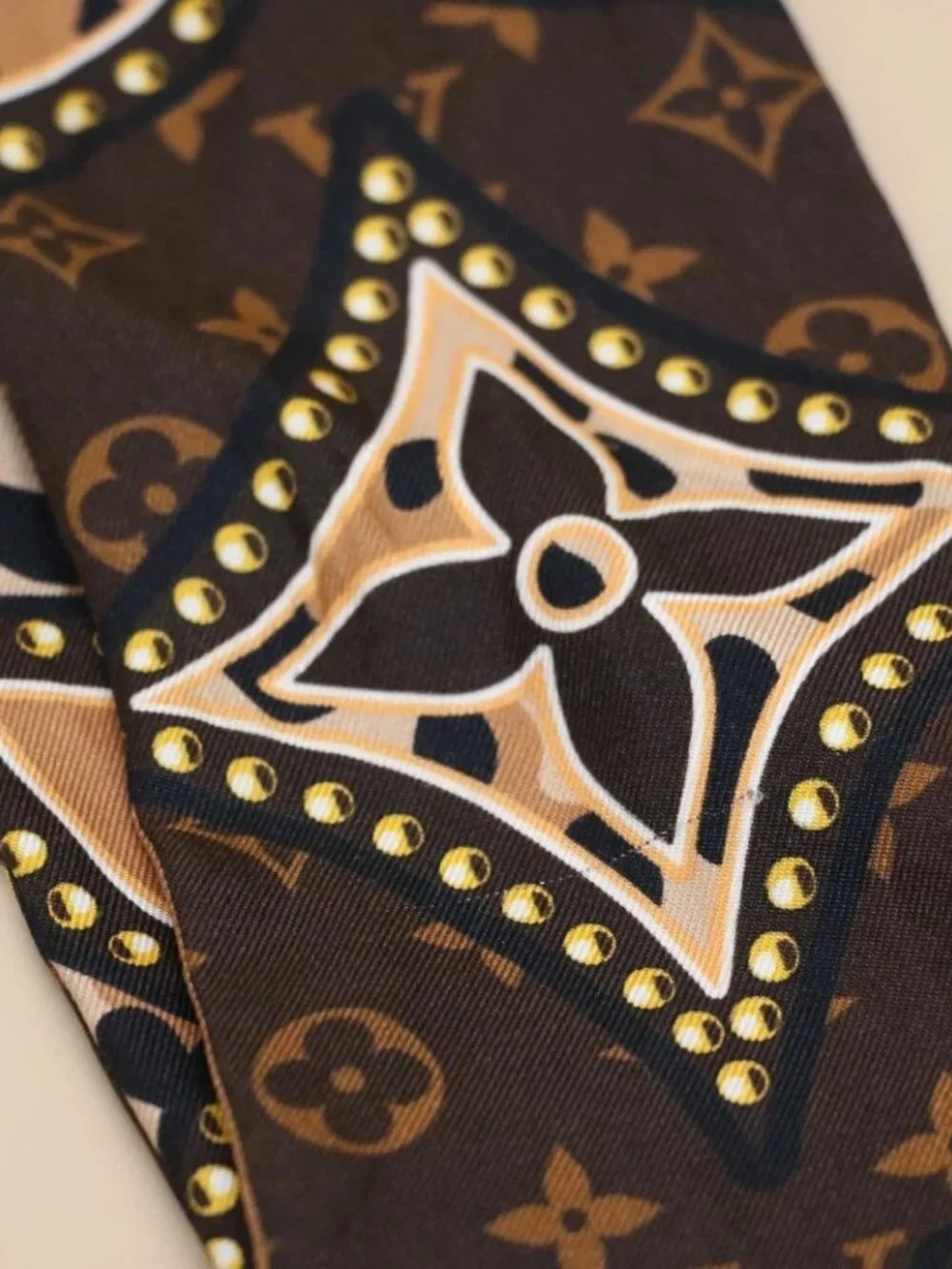 Louis Vuitton M70853 Bandeau World Silk Scarf - Brown
